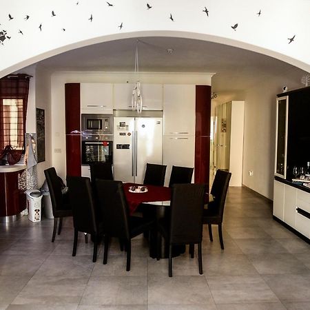 Modern And Homely Apartment In Марсаскала Экстерьер фото