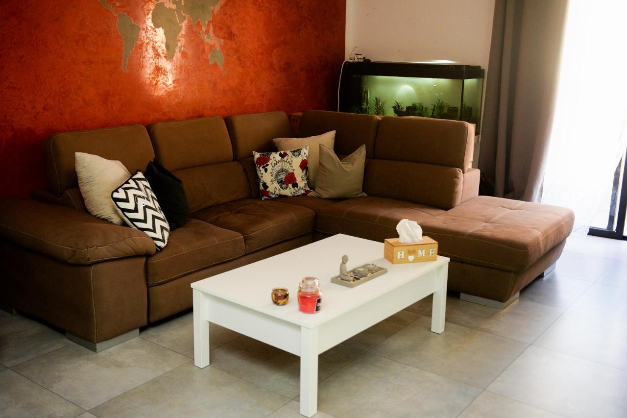 Modern And Homely Apartment In Марсаскала Экстерьер фото